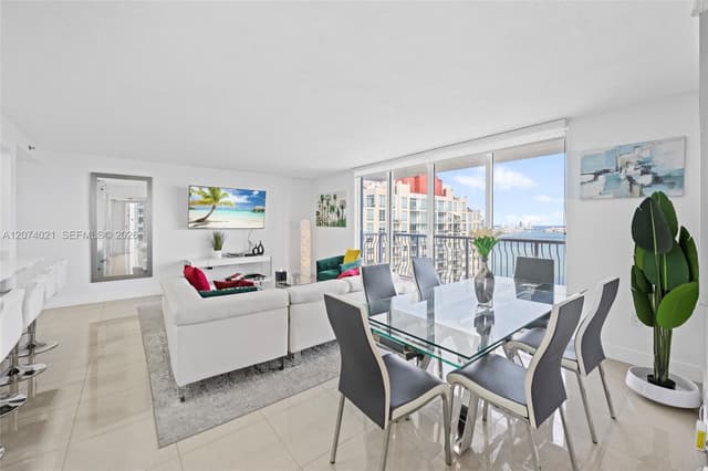 1200 Brickell Bay Dr # 3701, Miami FL 33131 - Miami, FL - Photo 7