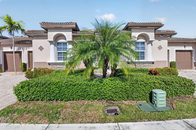 15020 Via Porta, Delray Beach FL 33446 - Delray Beach, FL - Photo 3