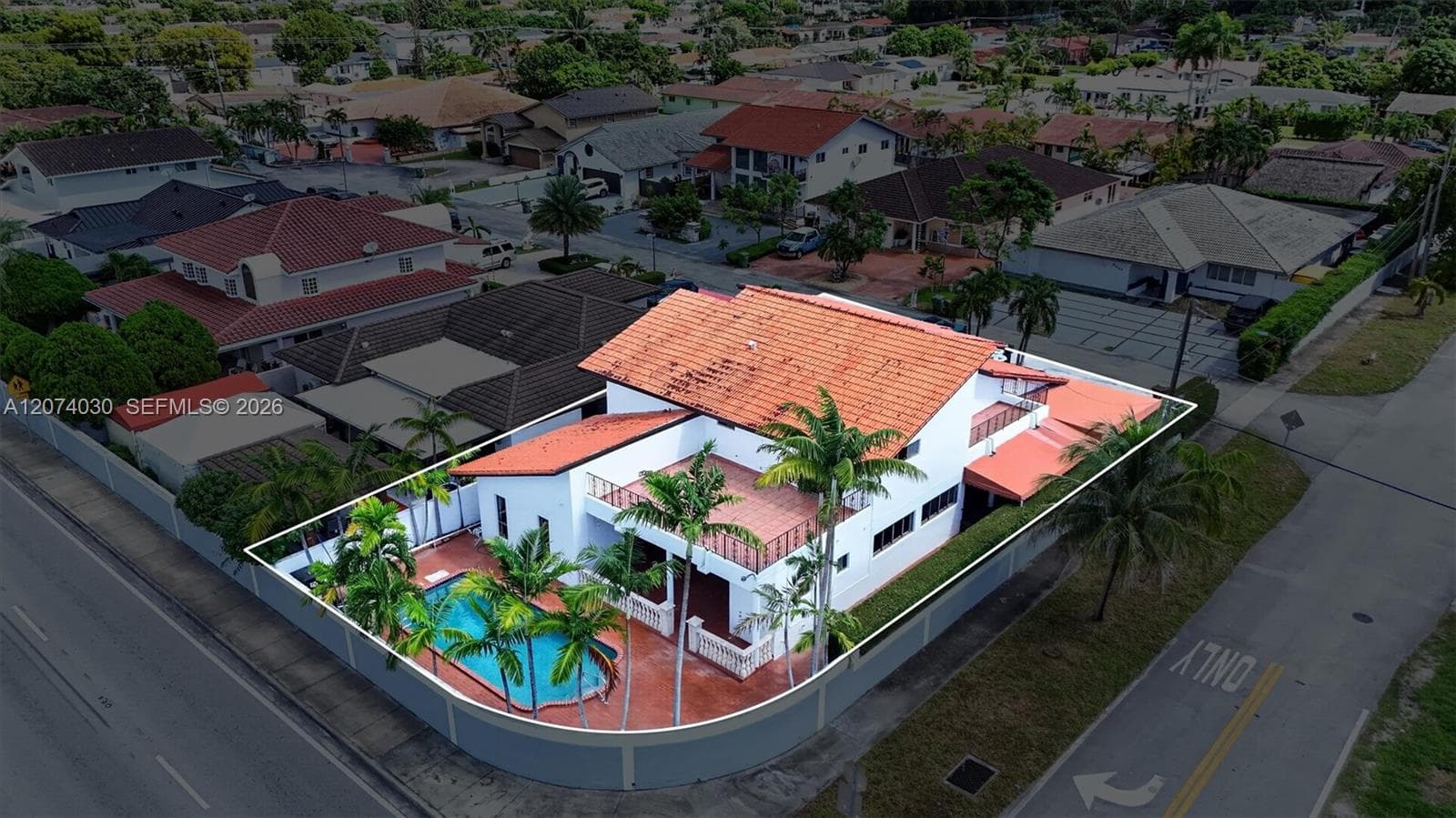 5840 W 3rd Ln, Hialeah FL 33012 - Hialeah, FL - Photo 1