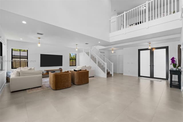 15875 SW 90th Ave, Palmetto Bay FL 33157 - Palmetto Bay, FL - Photo 6