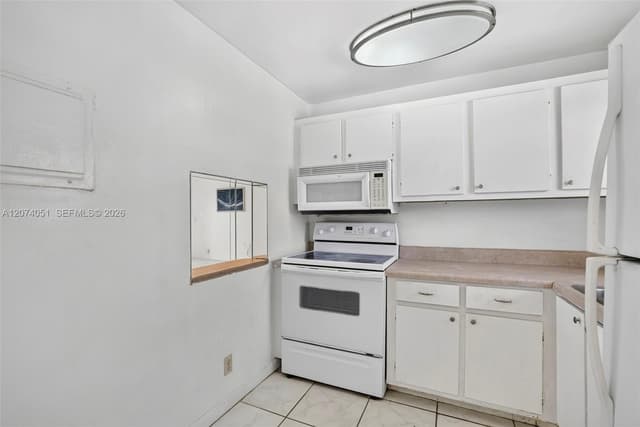 2731 N Pine Island Rd # 205, Sunrise FL 33322 - Sunrise, FL - Photo 7