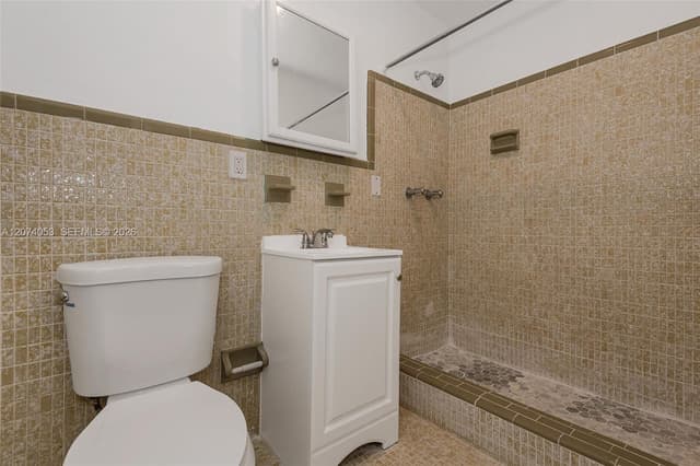 229-230 NW 48th Ct, Miami FL 33126 - Miami, FL - Photo 6