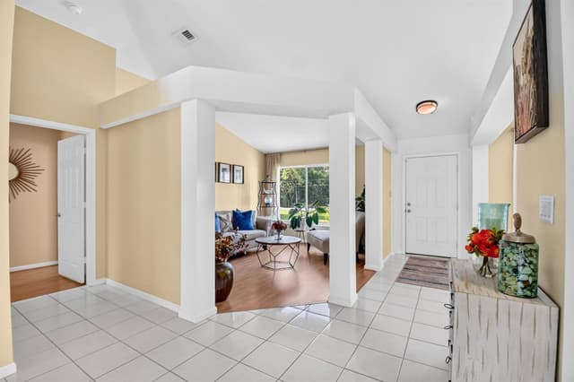 17855 89th Place N, Loxahatchee FL 33470 - Loxahatchee, FL - Photo 4