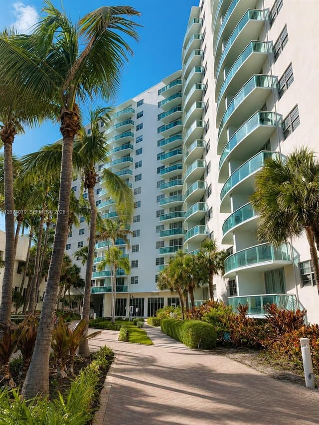 4111 S Ocean Dr # 3801, Hollywood FL 33019 - Hollywood, FL - Photo 2
