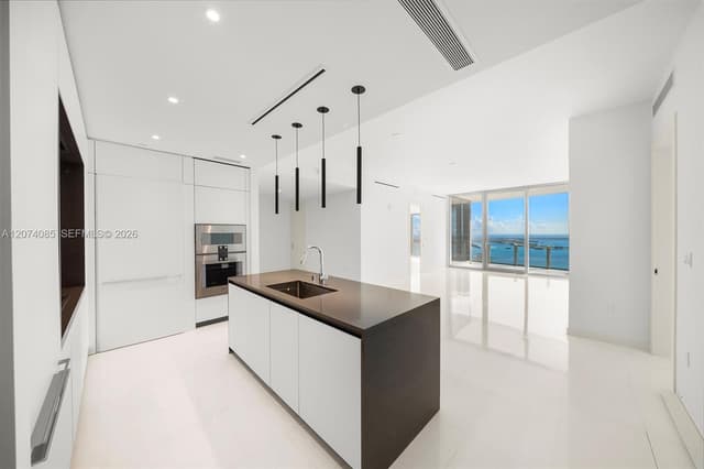 300 Biscayne Blvd Way # 4605, Miami FL 33131 - Miami, FL - Photo 3