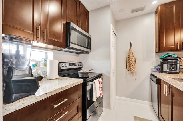 15645 SW 74th Cir Dr # 5, Miami FL 33193 - Miami, FL - Photo 7