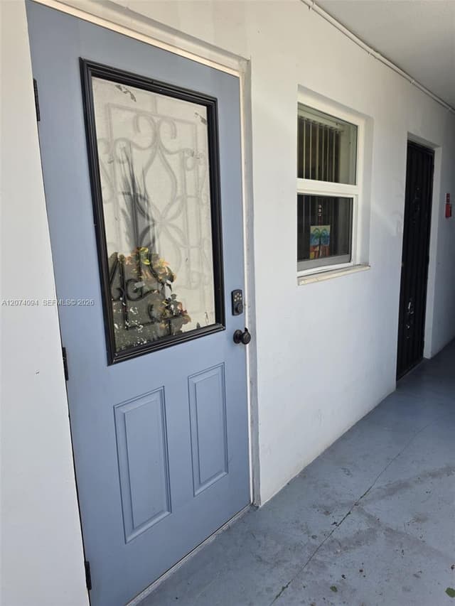 300 NE 12th Ave # 108, Hallandale Beach FL 33009 - Hallandale Beach, FL - Photo 2