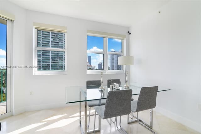 19900 E Country Club Dr # 620, Aventura FL 33180 - Aventura, FL - Photo 2
