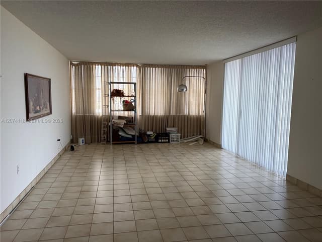 18011 Biscayne Blvd # 905, Aventura FL 33160 - Aventura, FL - Photo 5