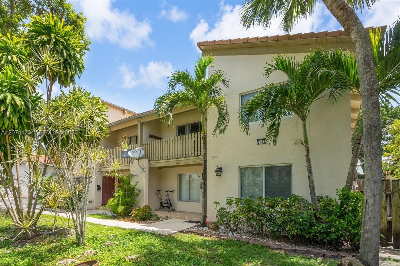 3711 Riverside Dr, Coral Springs FL 33065 - Coral Springs, FL - Photo 1