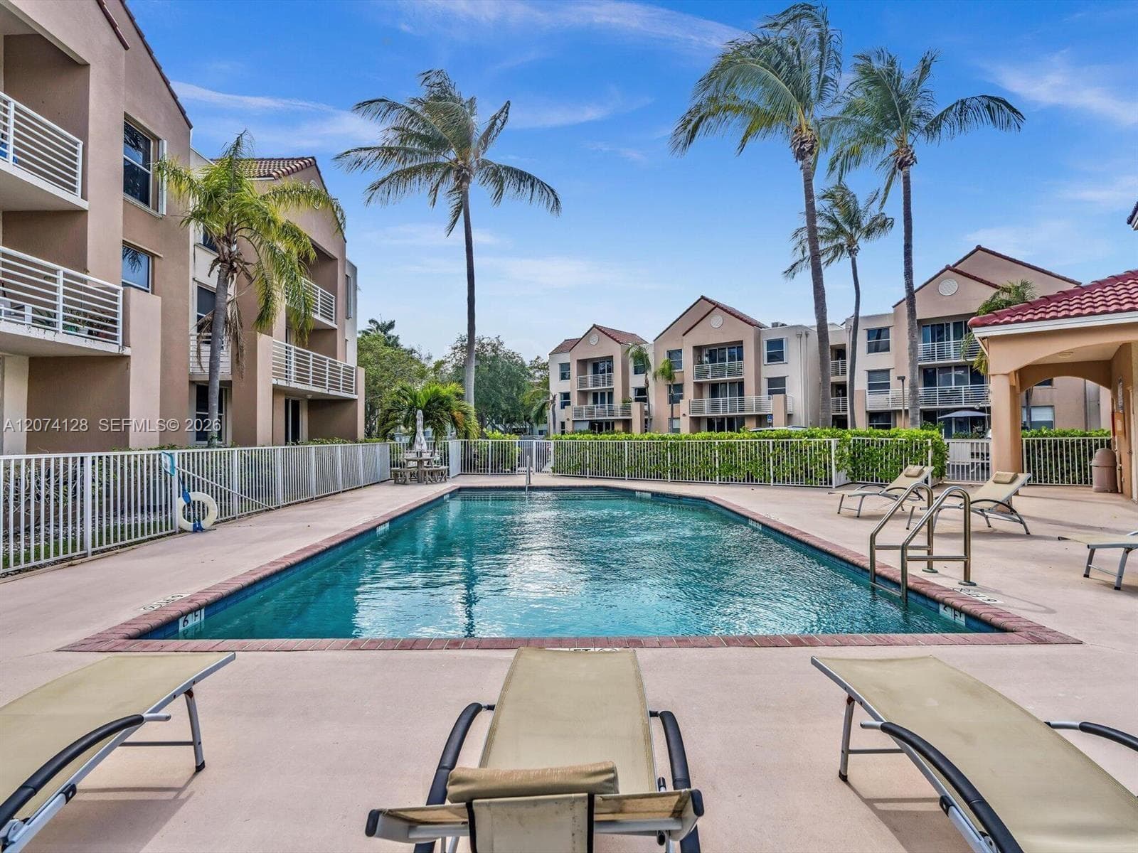 2721 Ocean Club Blvd # 201, Hollywood FL 33019