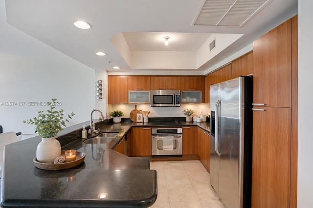 15051 Royal Oaks Ln # 503, North Miami FL 33181 - North Miami, FL - Photo 4