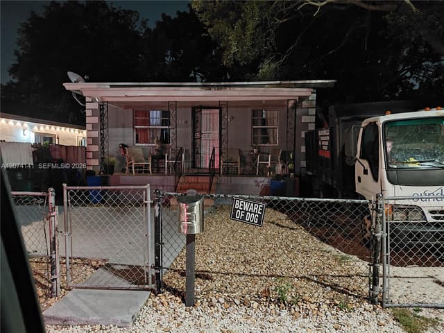 1530 NW 68th Ter, Miami FL 33147 - Miami, FL - Photo 2