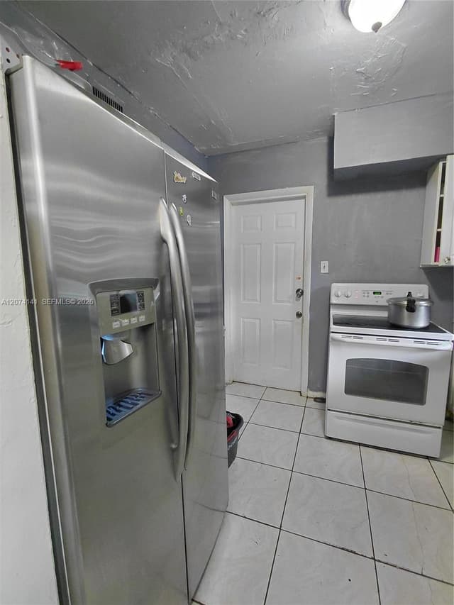 1530 NW 68th Ter, Miami FL 33147 - Miami, FL - Photo 3