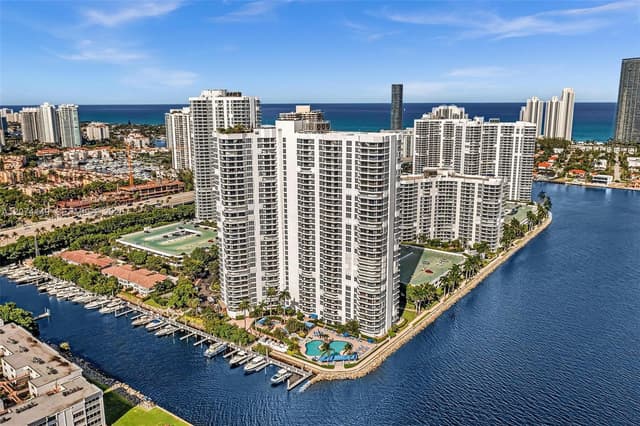 3530 Mystic Pointe Dr # 411, Aventura FL 33180 - Aventura, FL - Photo 2