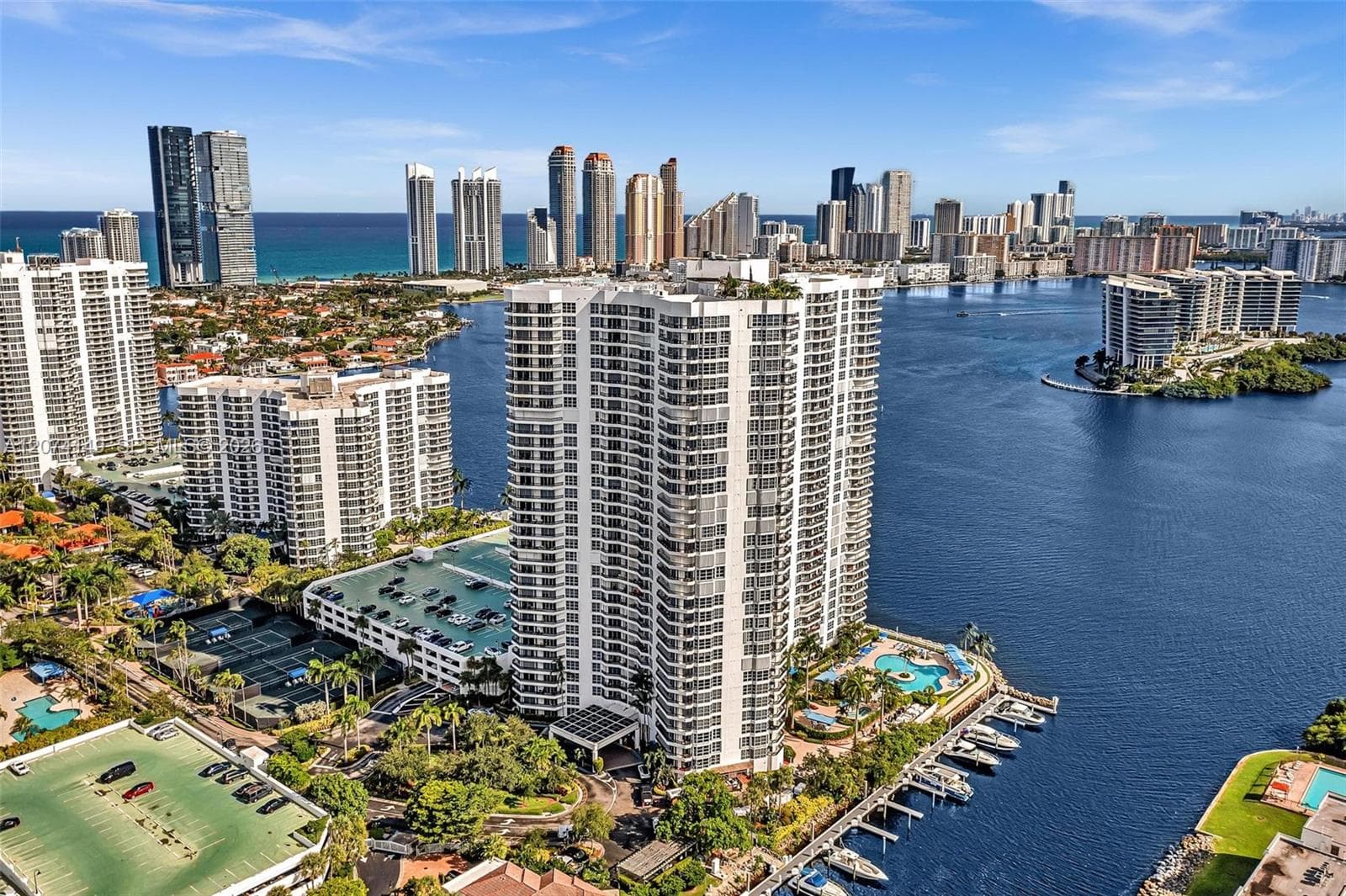 3530 Mystic Pointe Dr # 411, Aventura FL 33180