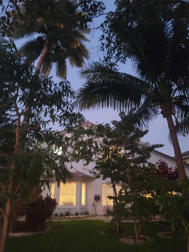 8117 Pelican Harbour Drive, Lake Worth FL 33467 - Lake Worth, FL - Photo 6