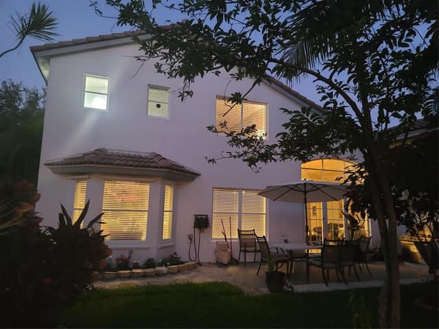 8117 Pelican Harbour Drive, Lake Worth FL 33467 - Lake Worth, FL - Photo 5