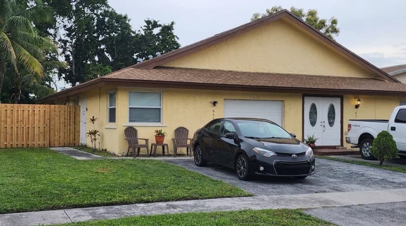 6534 HARBOUR Road, North Lauderdale FL 33068