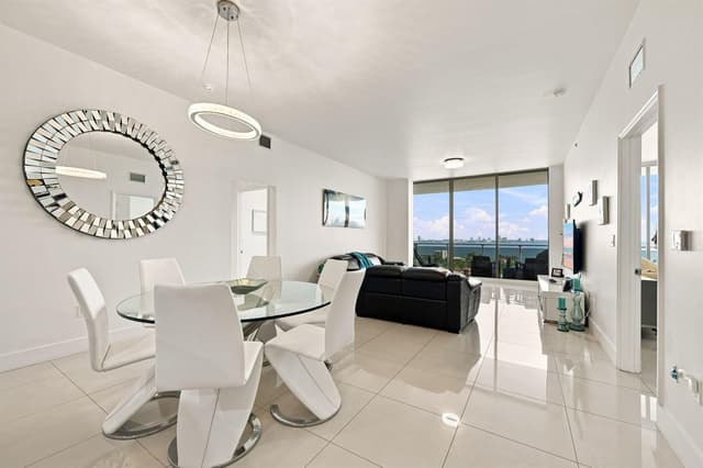7901 HISPANOLA Avenue # 1008, North Bay Village FL 33141 - North Bay Village, FL - Photo 6