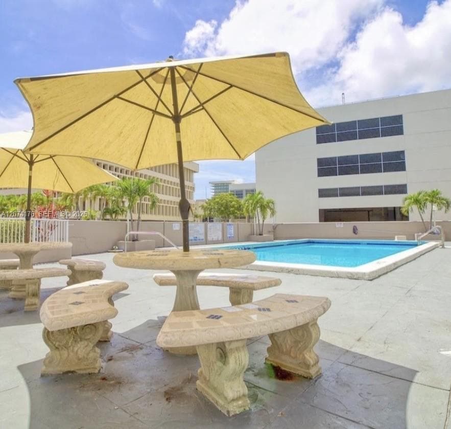 6580 Santona St, Coral Gables FL 33146 - Coral Gables, FL - Photo 1