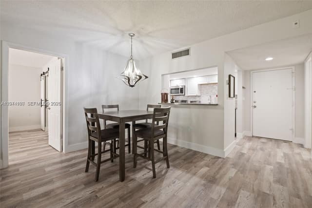 301 Racquet Club Rd # 104, Weston FL 33326 - Weston, FL - Photo 4