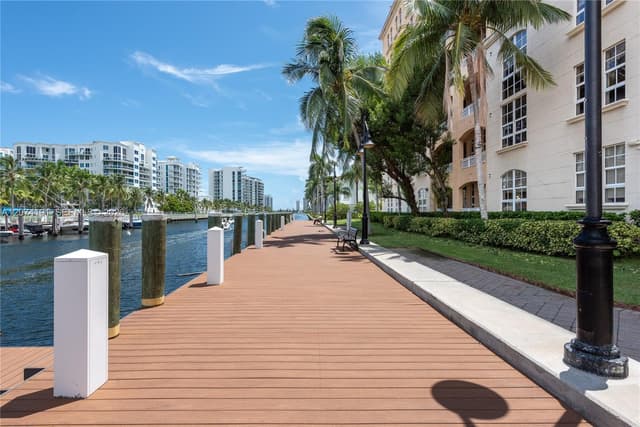 3001 NE 185th St # 417, Aventura FL 33180 - Aventura, FL - Photo 2