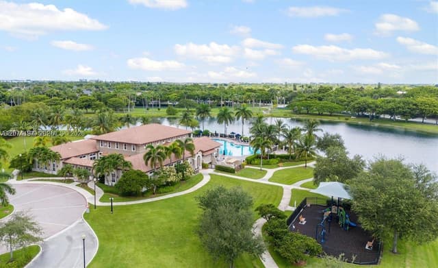 22621 SW 88th Pl # 8, Cutler Bay FL 33190 - Cutler Bay, FL - Photo 6