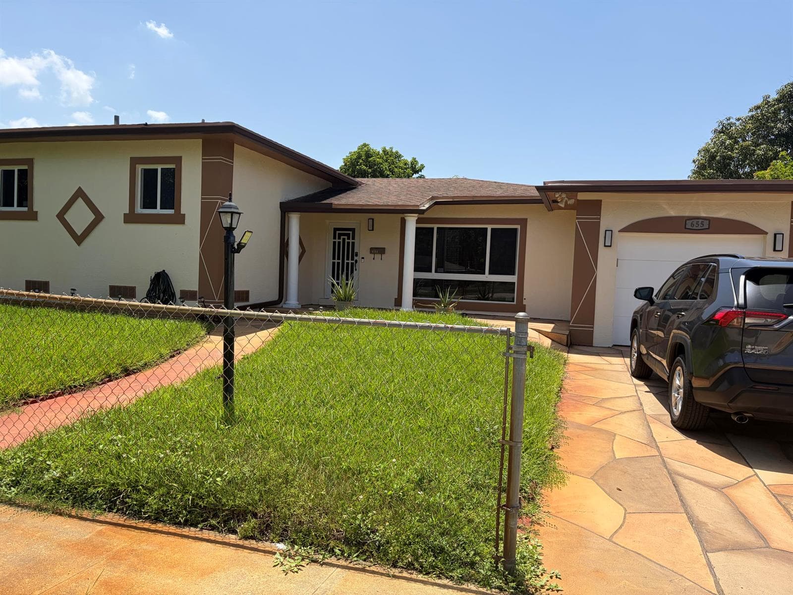 655 W MELROSE Circle, Fort Lauderdale FL 33312 - Fort Lauderdale, FL - Photo 1