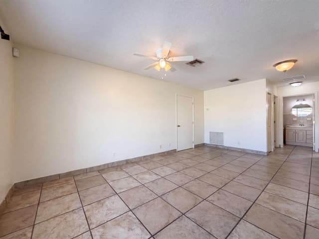 1418 K, FL 33460 - Photo 6