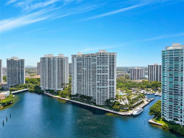 7000 Island Blvd # 609, Aventura FL 33160 - Aventura, FL - Photo 3