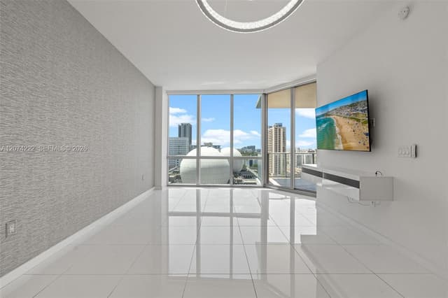 851 NE 1st Ave # 1506, Miami FL 33132 - Miami, FL - Photo 4