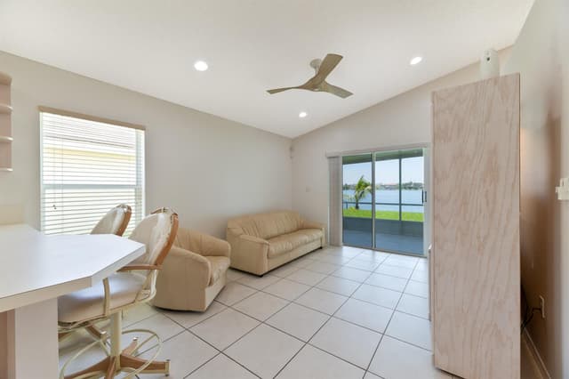 19200 NW 24TH Court, Pembroke Pines FL 33029 - Pembroke Pines, FL - Photo 7
