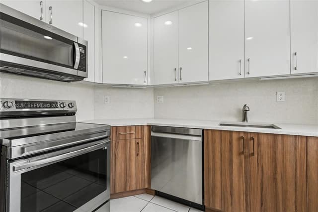 5118 NW 115th Ct, Doral FL 33178 - Doral, FL - Photo 5