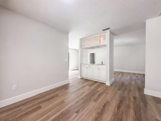 888 Brightwood, Wellington FL 33414 - Wellington, FL - Photo 6