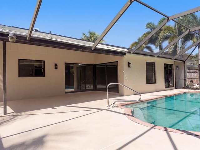 888 Brightwood, Wellington FL 33414 - Wellington, FL - Photo 4
