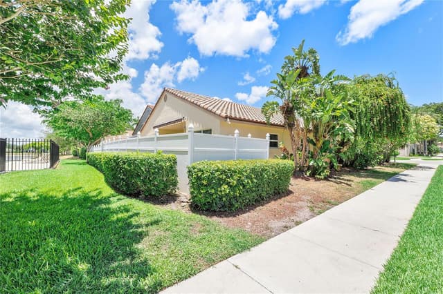 6150 NW 76th Court, Parkland FL 33067 - Parkland, FL - Photo 4
