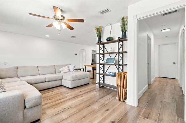 7741 SW 1ST Street, Margate FL 33068 - Margate, FL - Photo 4