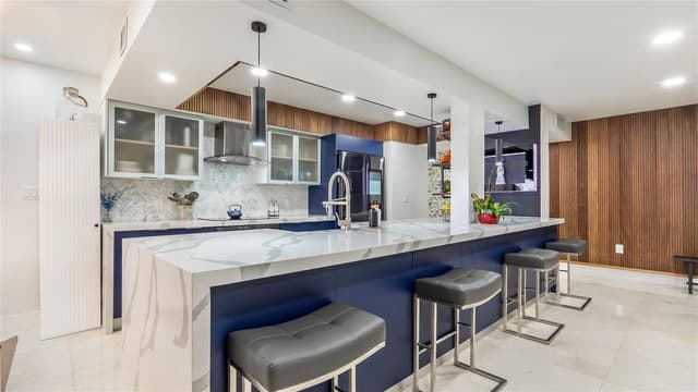 1410 Sheridan Street # 7I, Hollywood FL 33020 - Hollywood, FL - Photo 2