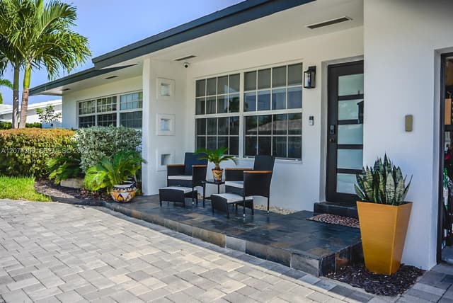 1640 NE 59th Pl, Fort Lauderdale FL 33334 - Fort Lauderdale, FL - Photo 3
