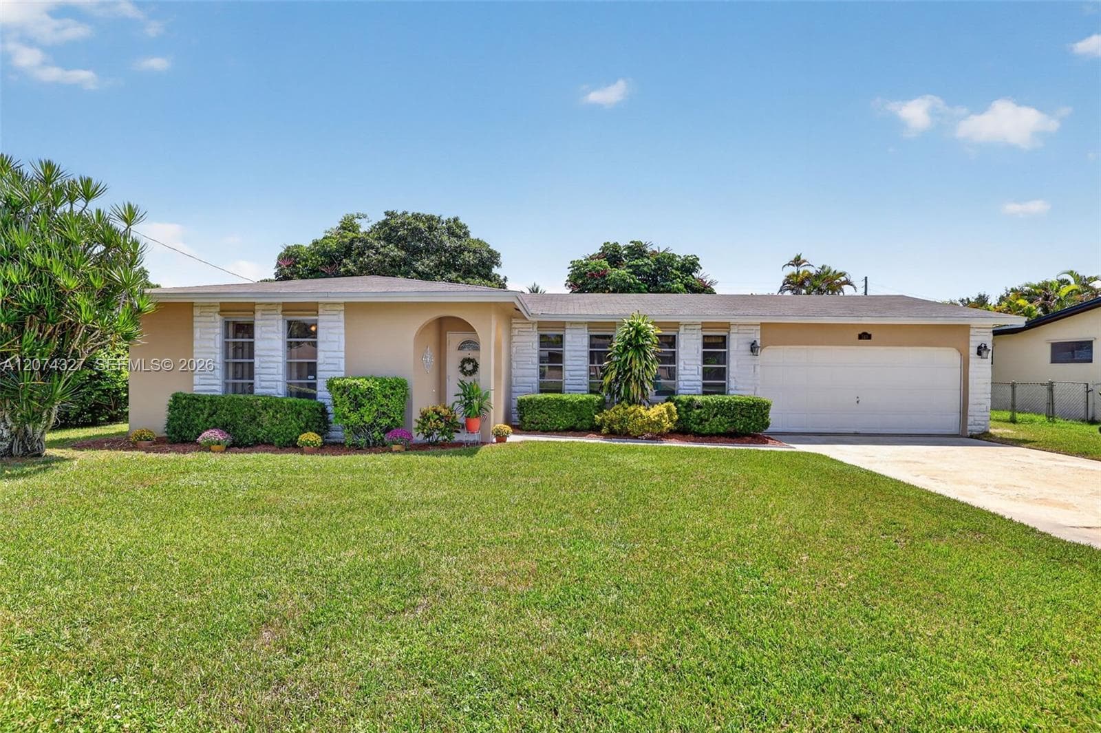 148 SW 126th Ave, Plantation FL 33325 - Plantation, FL - Photo 1