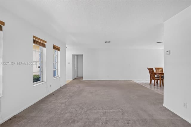 148 SW 126th Ave, Plantation FL 33325 - Plantation, FL - Photo 5