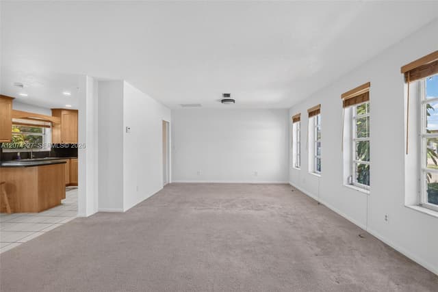 148 SW 126th Ave, Plantation FL 33325 - Plantation, FL - Photo 4