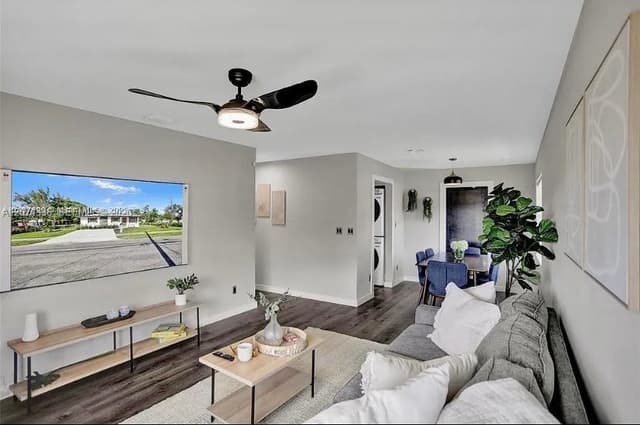 302 NW 9th St, Hallandale Beach FL 33009 - Hallandale Beach, FL - Photo 7