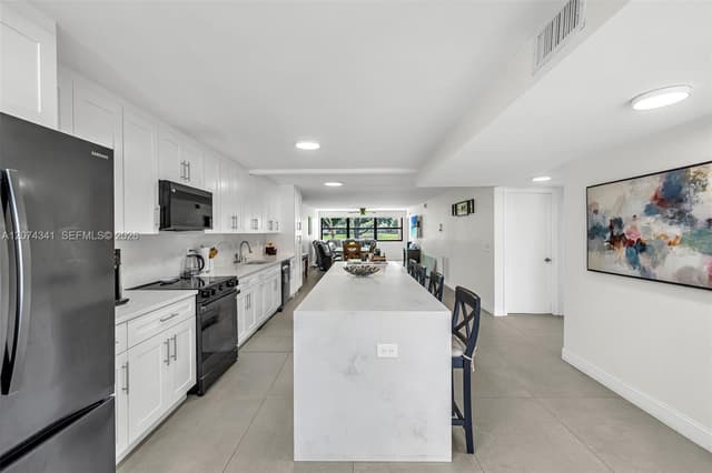 2606 NW 104th Ave # 102, Sunrise FL 33322 - Sunrise, FL - Photo 2