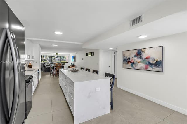 2606 NW 104th Ave # 102, Sunrise FL 33322 - Sunrise, FL - Photo 3