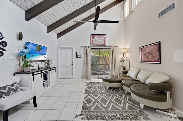 7762 SW 99th St # 10, Miami FL 33156 - Miami, FL - Photo 4