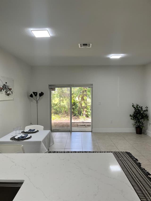 4414 WOODLAND Circle, Tamarac FL 33319 - Tamarac, FL - Photo 7