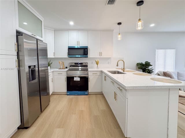 1300 NW 42nd St, Miami FL 33142 - Miami, FL - Photo 7
