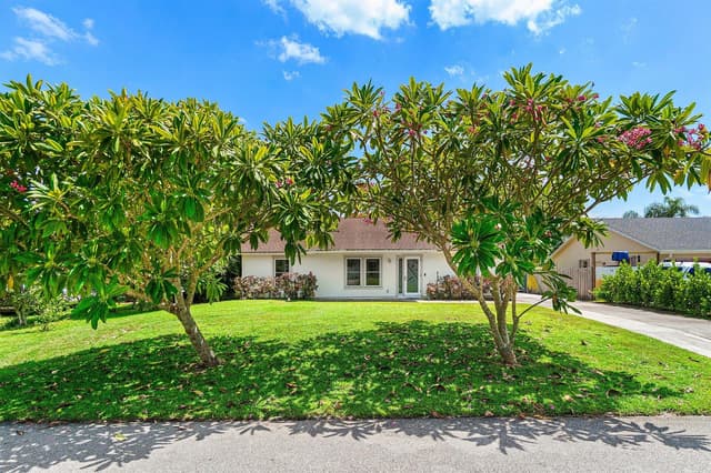 7442 Canal Drive, Lake Worth FL 33467 - Lake Worth, FL - Photo 3